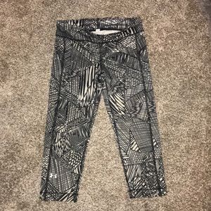 Under armor patterned leggings